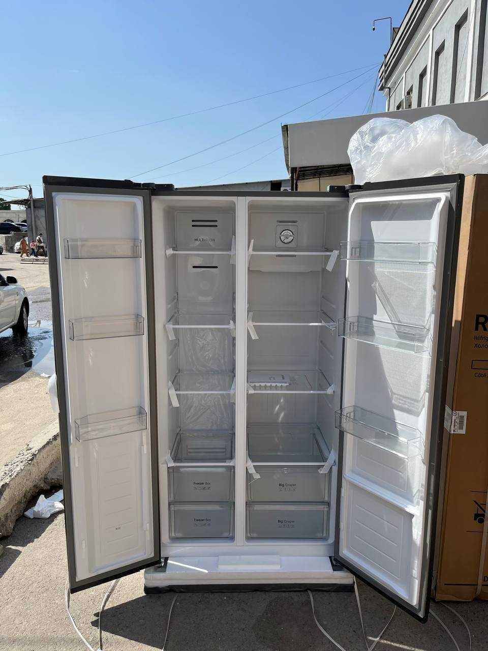 Холодильник Skyworth SBS558WP