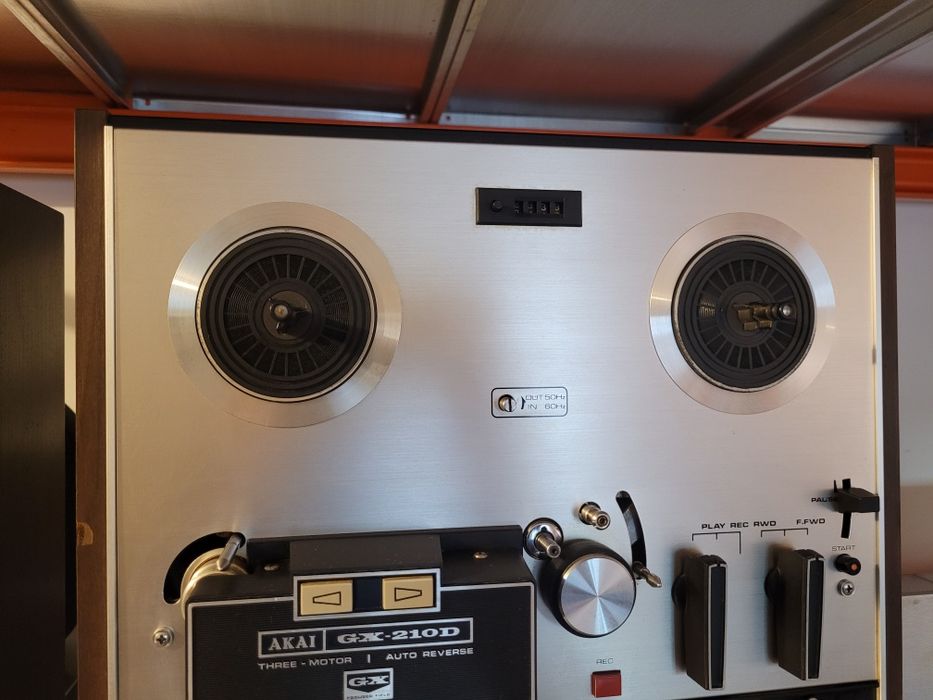 Magnetofon Akai GX 210