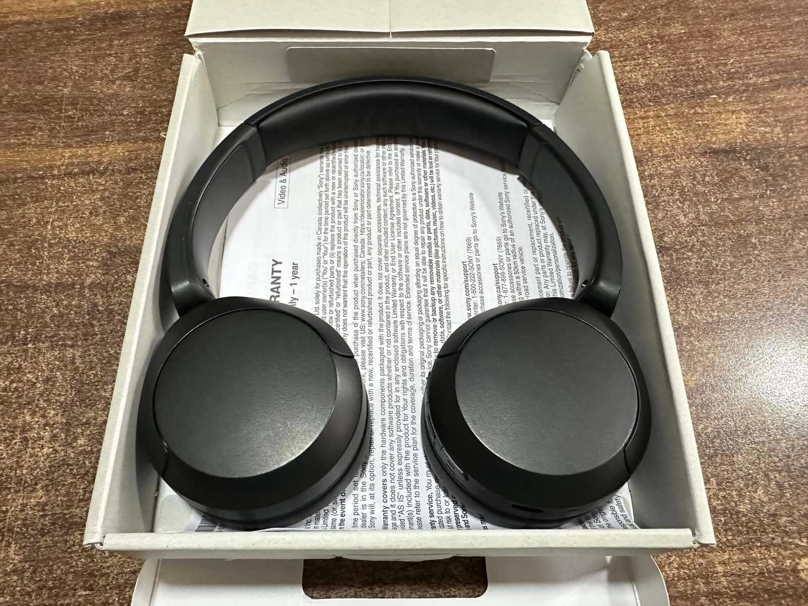 Безжични слушалки с микрофон Sony - WH-CH520