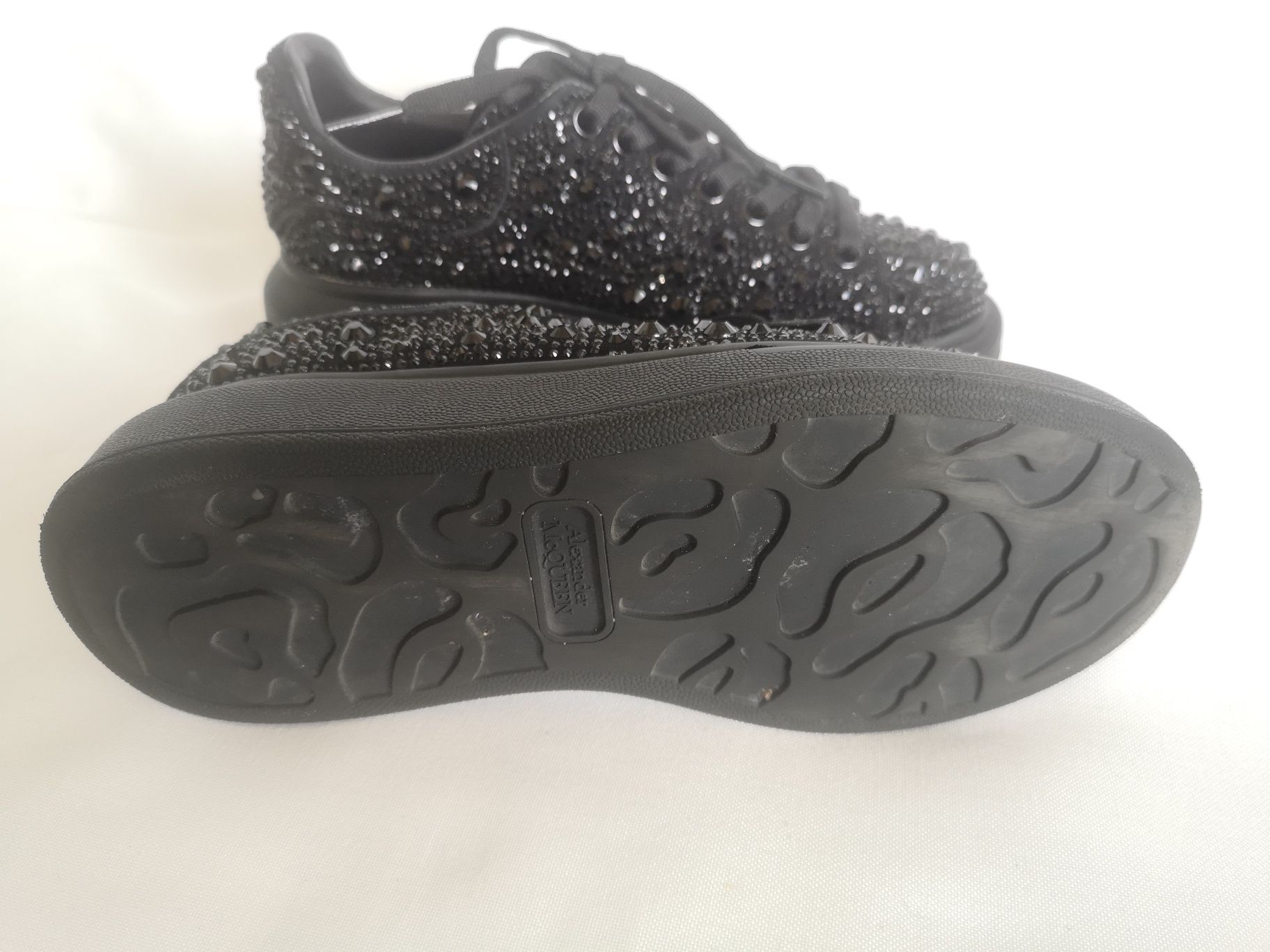Alexander McQueen, оригинални сникърси, номер 37