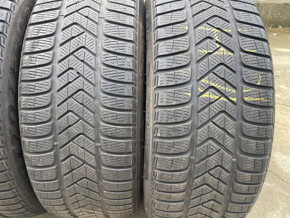 255/45/19 Pirelli Sottozero 3