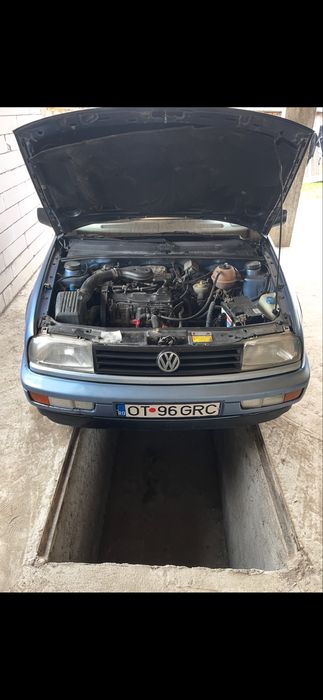 Vand Golf 3 1.8 benzina