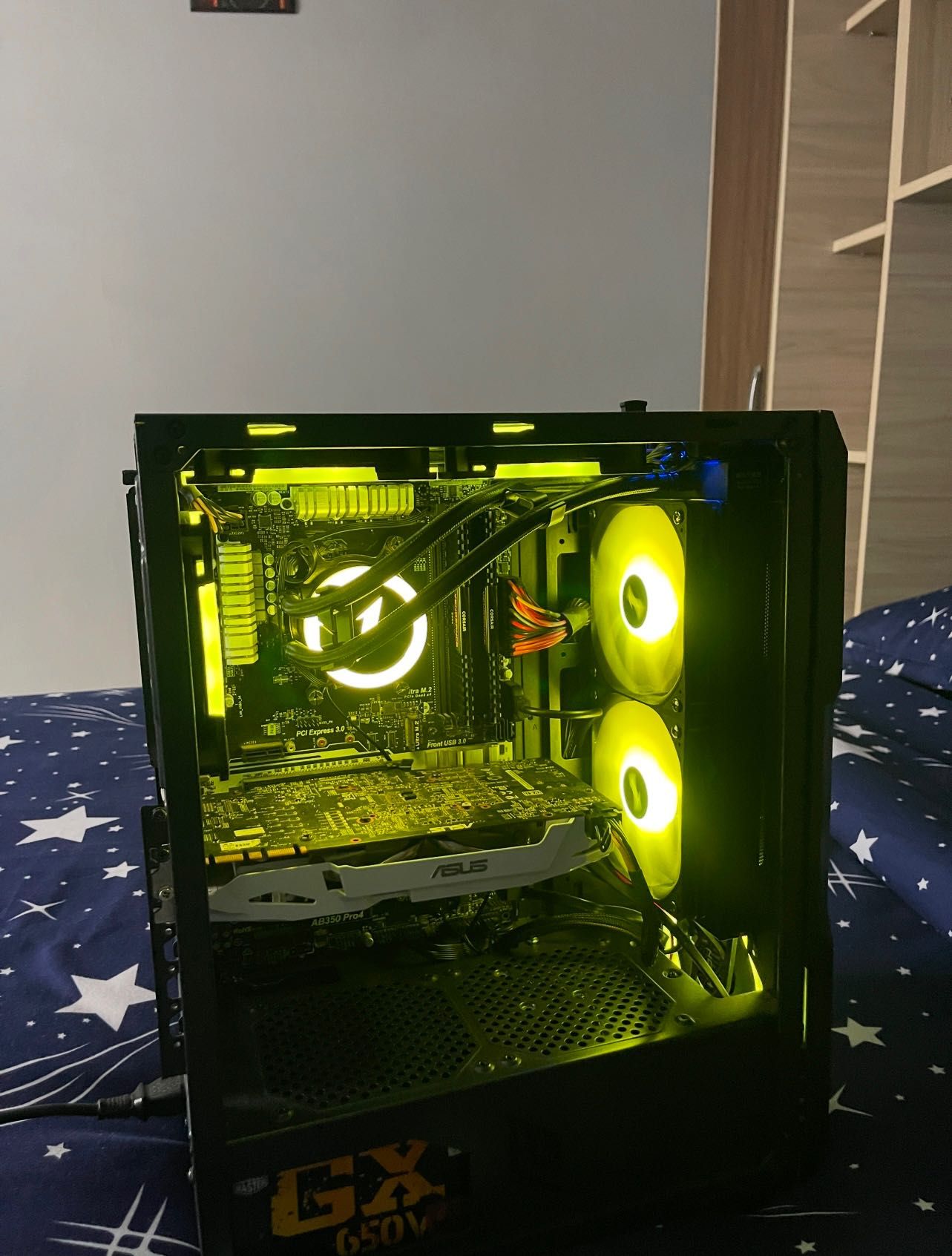 Vând pc de gaming