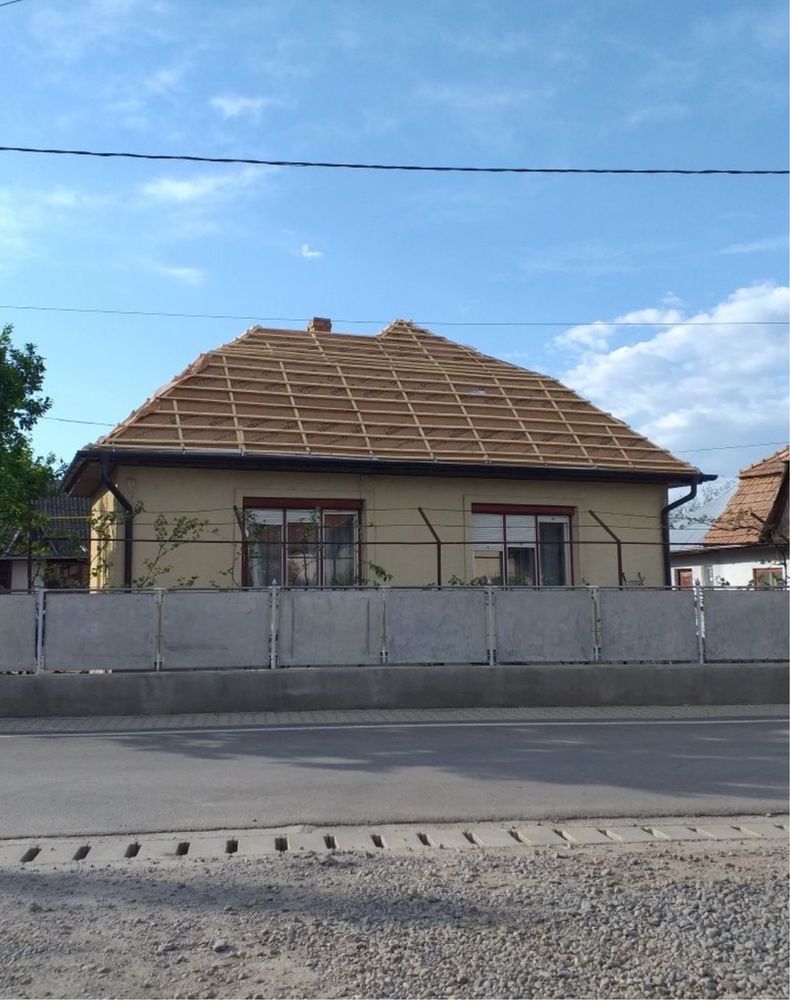 Executǎm acoperișuri bilka