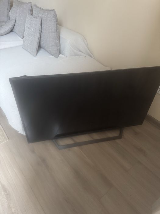 SONY смарт телевизор в отличном состоянии покупали в сони центр Алматы