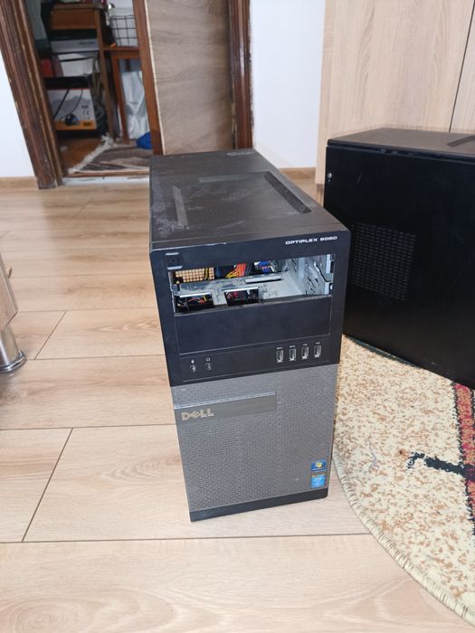 Calculator pentru piese (i7-2600 , 500gb hdd , nVidia gt 710)