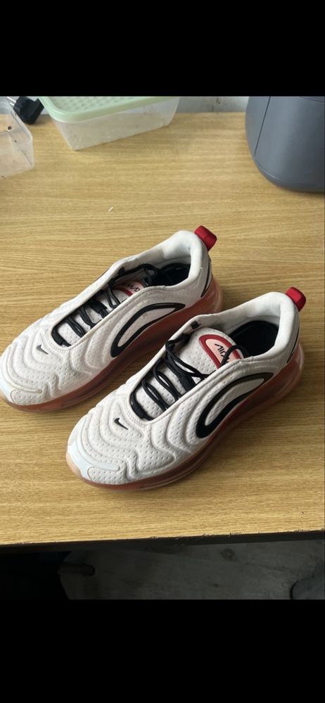 Nike Air Max 70 pentru femei