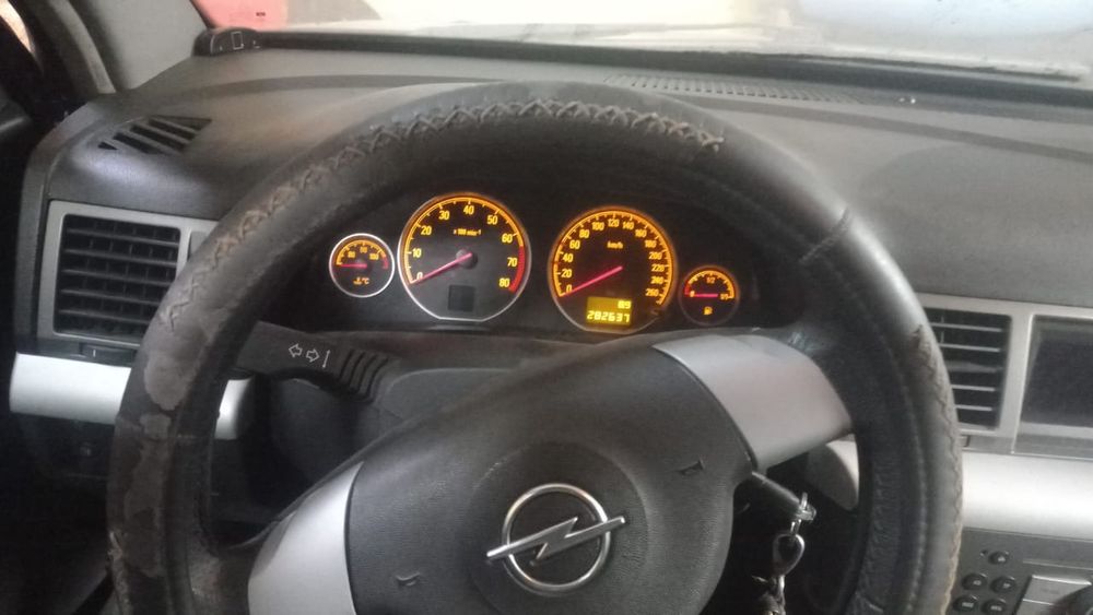 Опель вектора 2.2