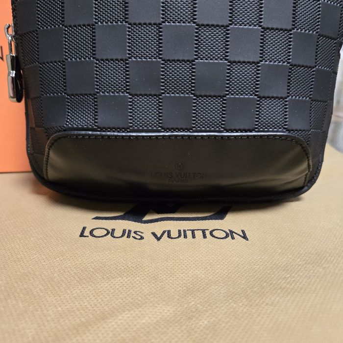 Мъжка чанта louis vuitton