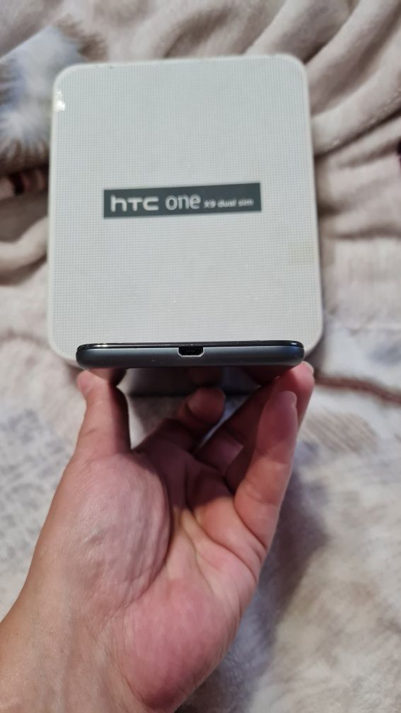 HTC ONE X9 в хорошем состоянии