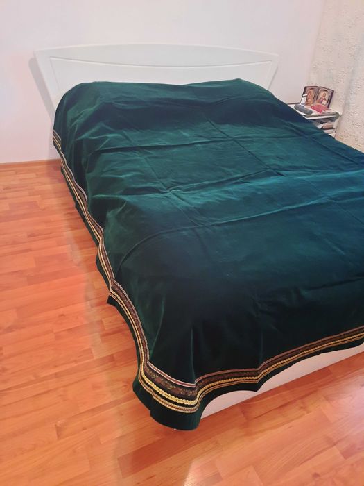 Draperii si husa de pat din catifea