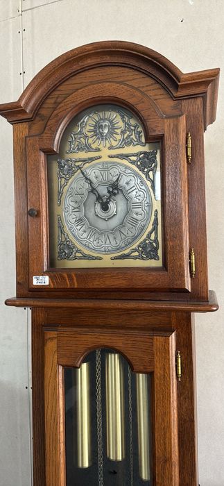 Vând ceas cu pendul ( clasic , vintage )