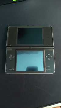 Nintendo DSi XL cu incarcator si jocuri
