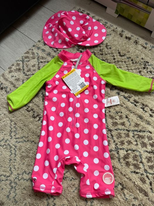 Costum de baie cu protectie uv fetite 80-86 cm nou si palarie