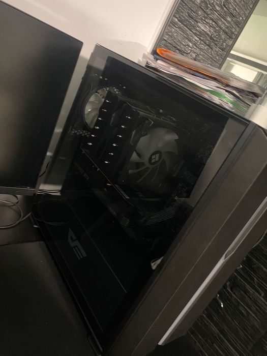 Vand pc gaming Ryzen 7 5800x cu RTX 3060ti 8gb