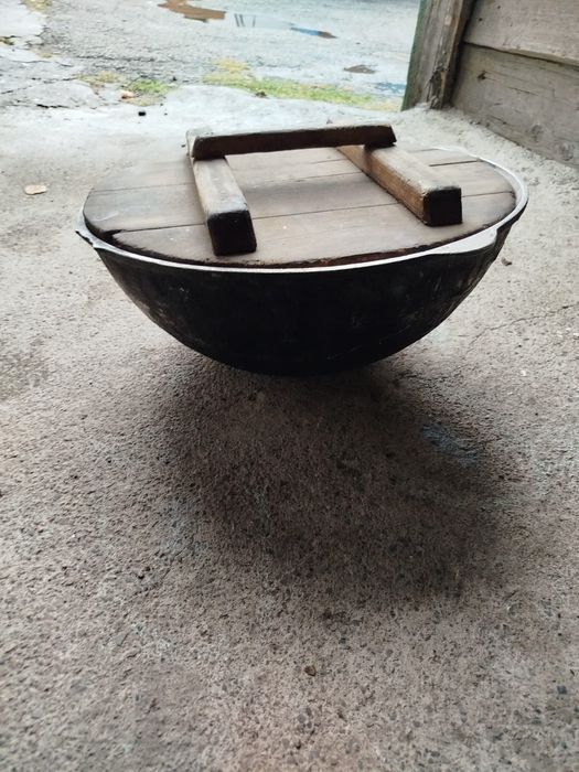 Продам советский 12 литровый казан с крышкой