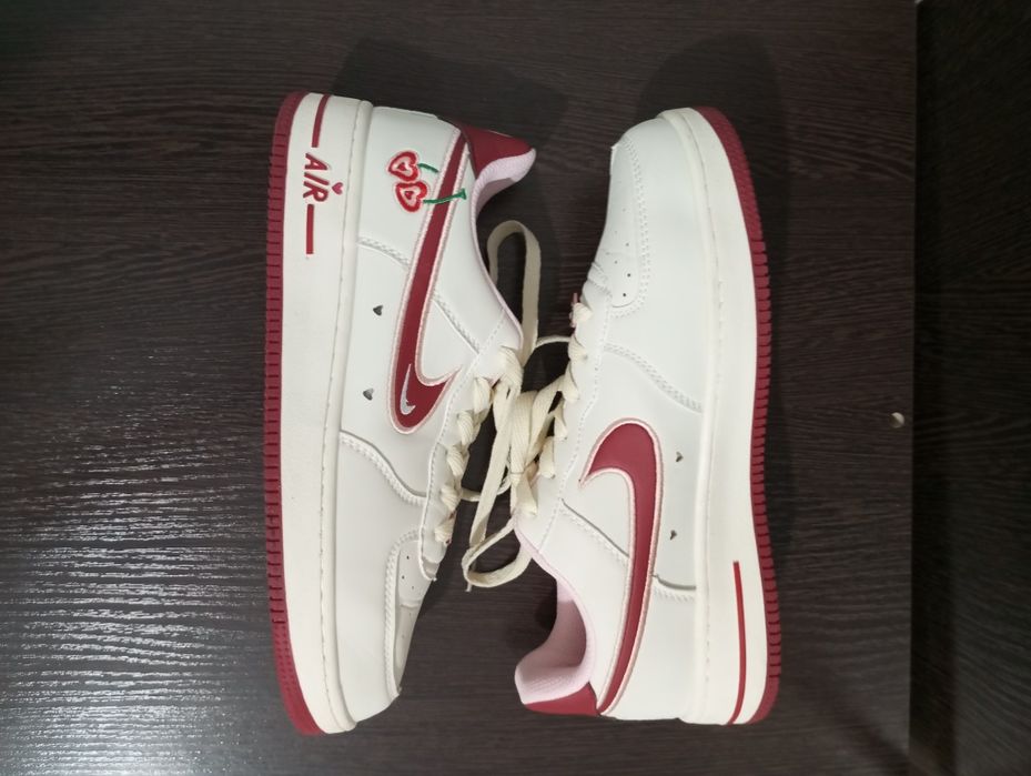 Кроссовка Nike Air Force "Valentine's Day"