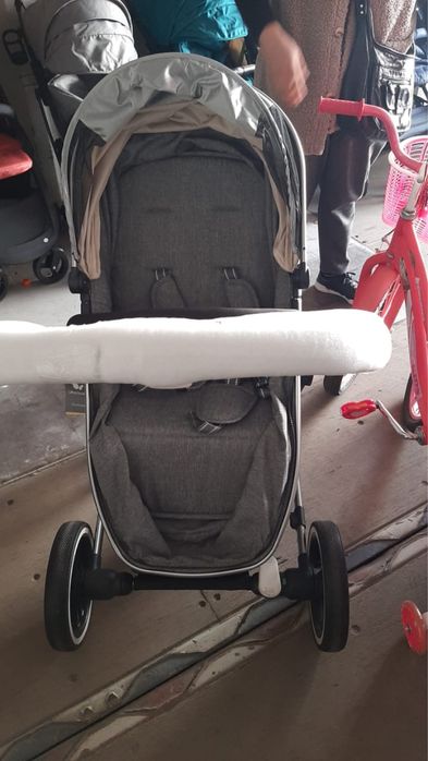 Продам коляску в хорошем состоянии