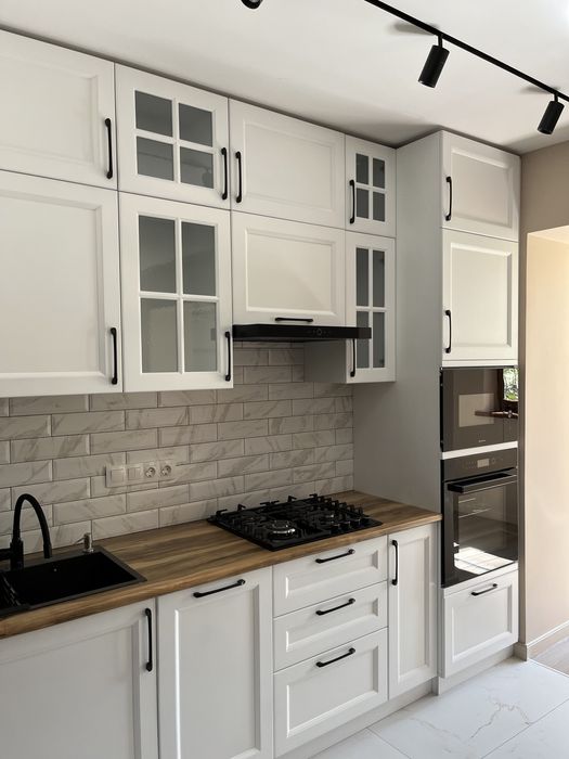 Кухни шкафы кровати комоды и тумбы