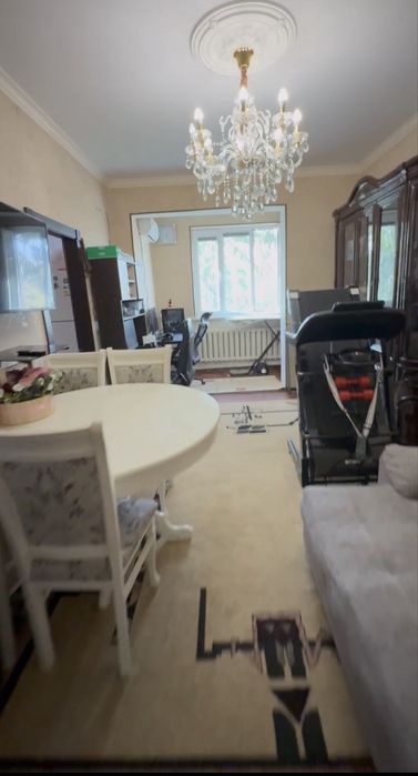 Продается двух комнатная квартира