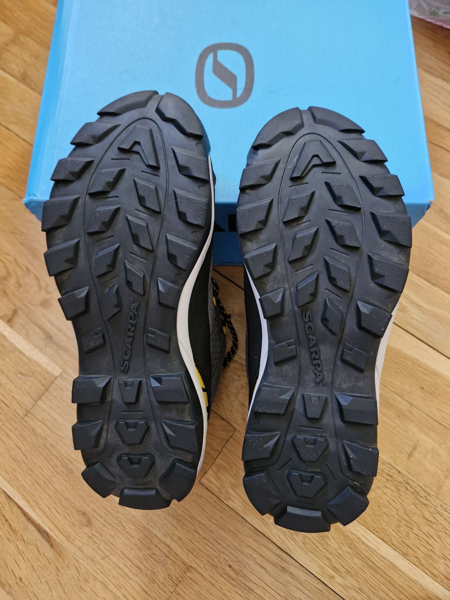 Обувки Scarpa neutron 36 номер