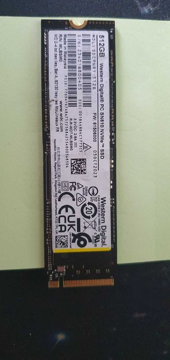 SSD NVMe: Samsung 980 PRO 1TB + 970 EVO Plus 500GB + WD SN810 512GB