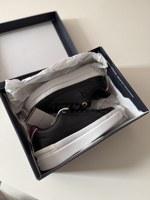 Кеды кожаные tommy hilfiger новые