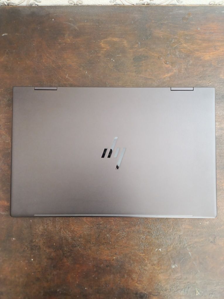 HP Envy x360 2-in-1 15-fh0013dx