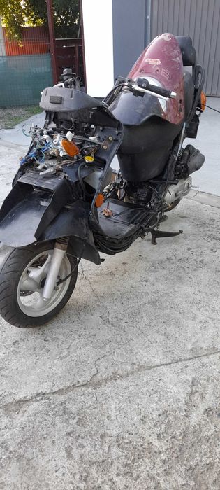 Vand Scuter Kymco pentru piese