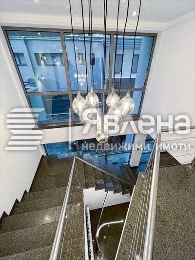 Продава се Офис в София, Лозенец - 303 кв.м за 3480 €/кв.м - Снимка #2
