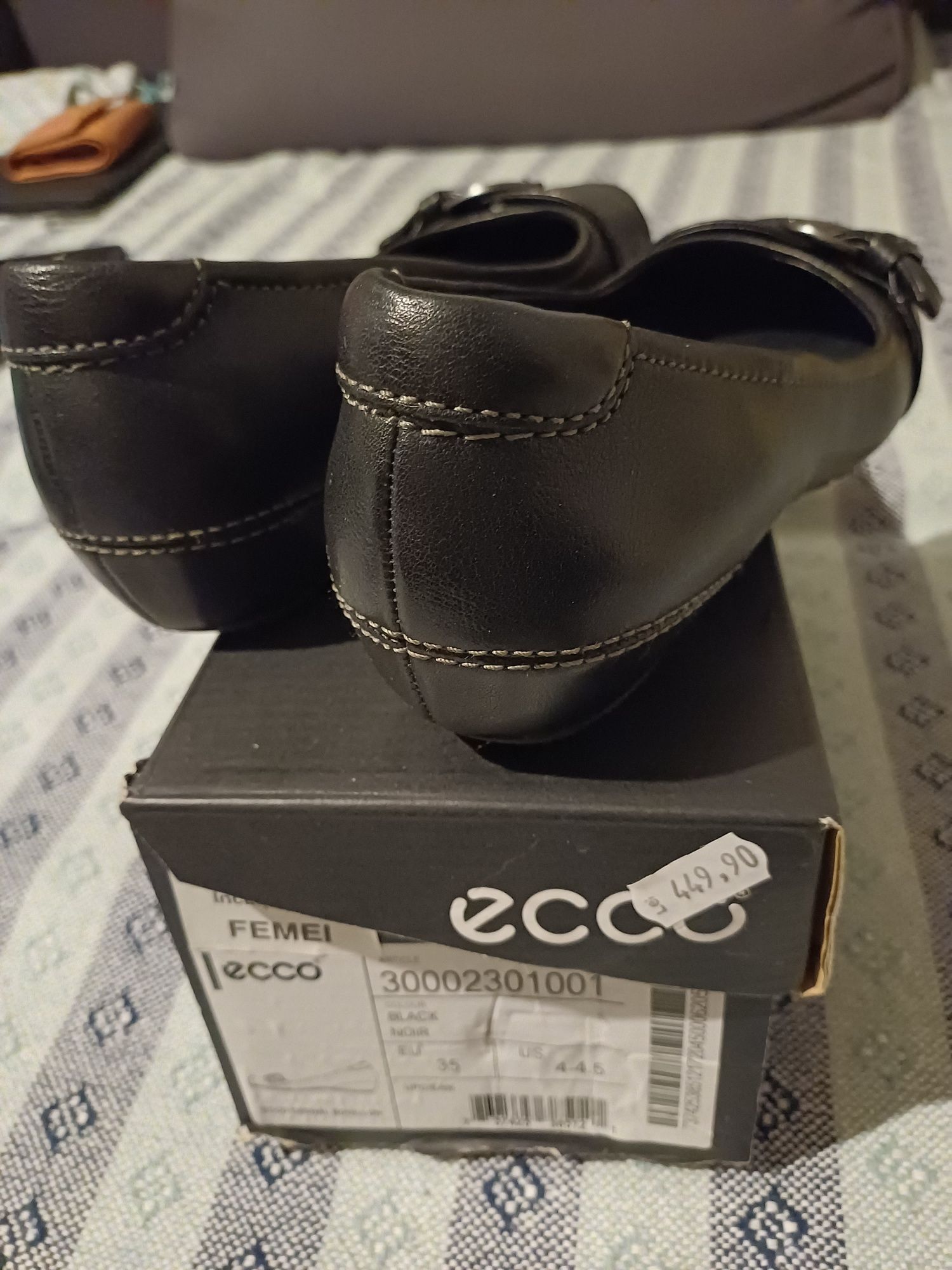 Pantofi NOI firma  ECCO casual mărimea 35/36.