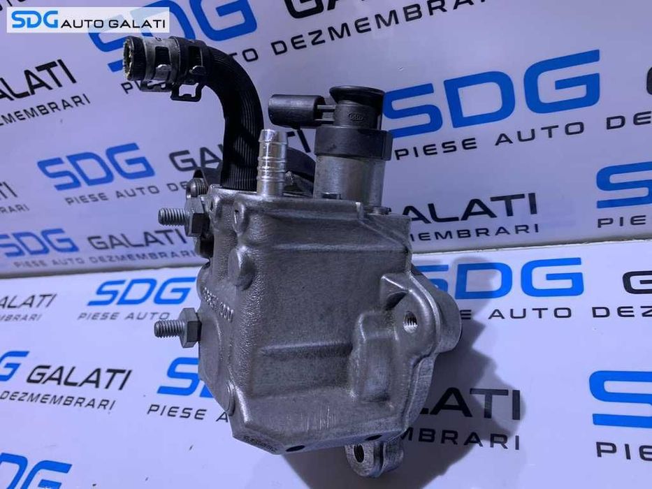Pompa Inalta Presiune Combustibil VW Golf 6 2.0 TDI CFFA CFFB CFGB 2008 - 2014 Cod 03L130755L 0445010526 [X3693]