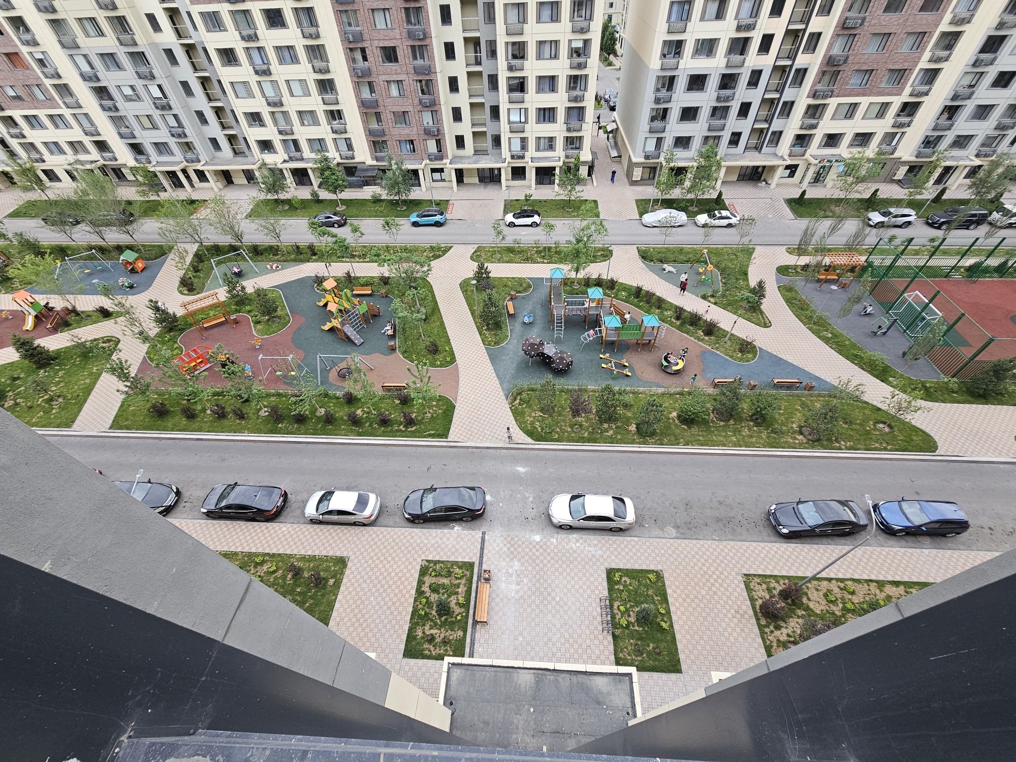 Продаётся квартира студия ЖК Auezov City 
Райимбека 210/3