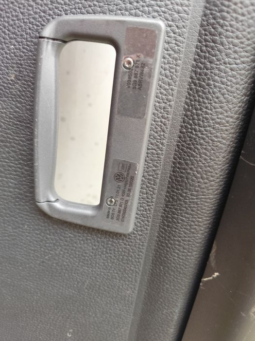 Щора багажник volkswagen passat b8