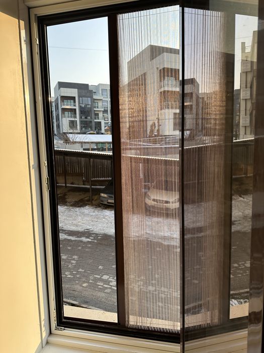 Раздвижные москитные сетки на окна и двери