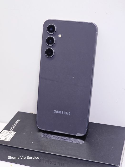 Samsung s23 fe 8/256gb с коробкой