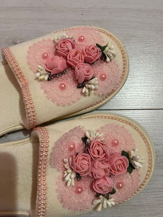 Дамски   пантофи