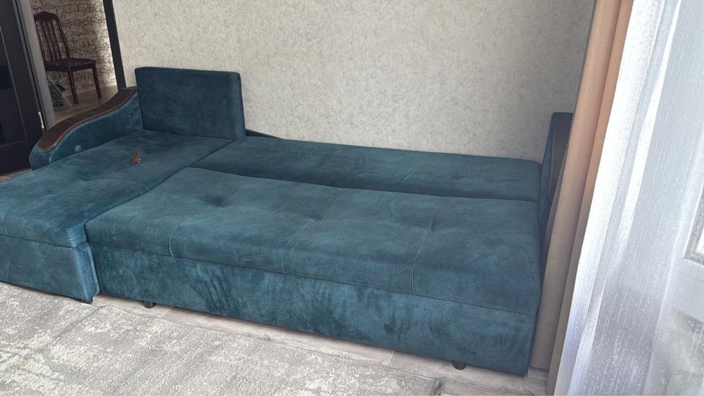 Продаем диван большой