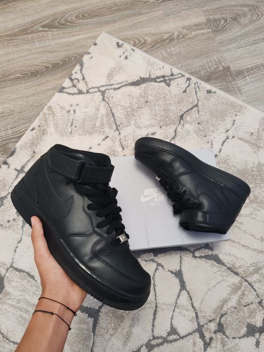 Nike Air Force 1 Mid ’07 Triple Black – mărimea 42