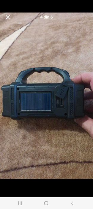 Vând doua lanterne una solară și una pentru cap !