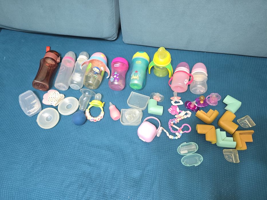 Продаю бутылочки, соски,молокоотсос, прорезыватель для зубов,
