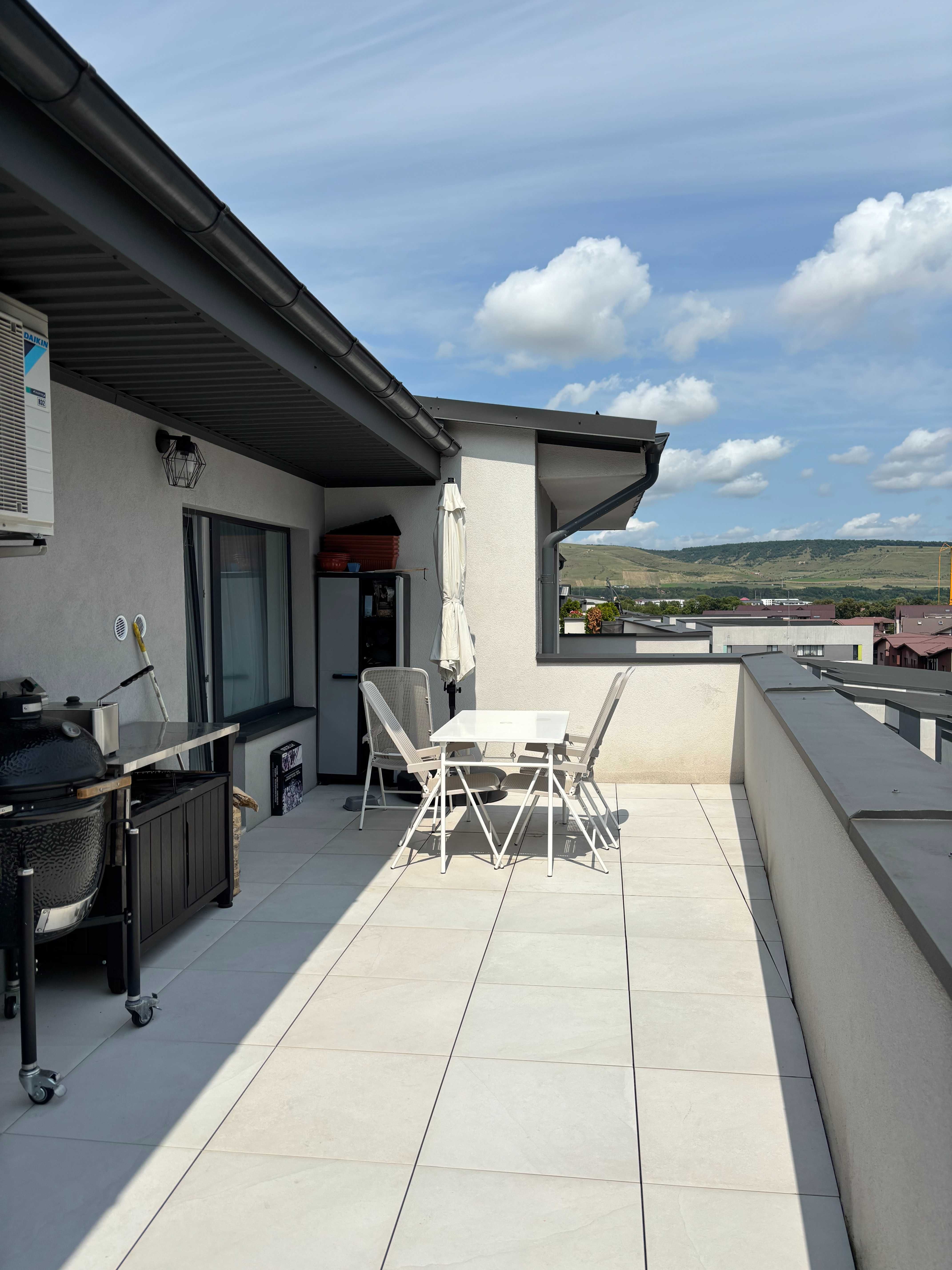 Apartament 3 camere premium + terasa + parcare subterana