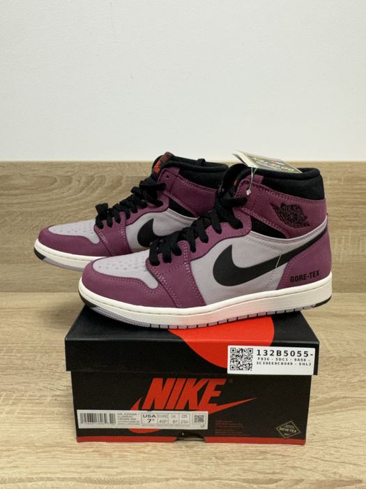 Nike Air Jordan 1 High Element Gore-Tex Berry 40,5