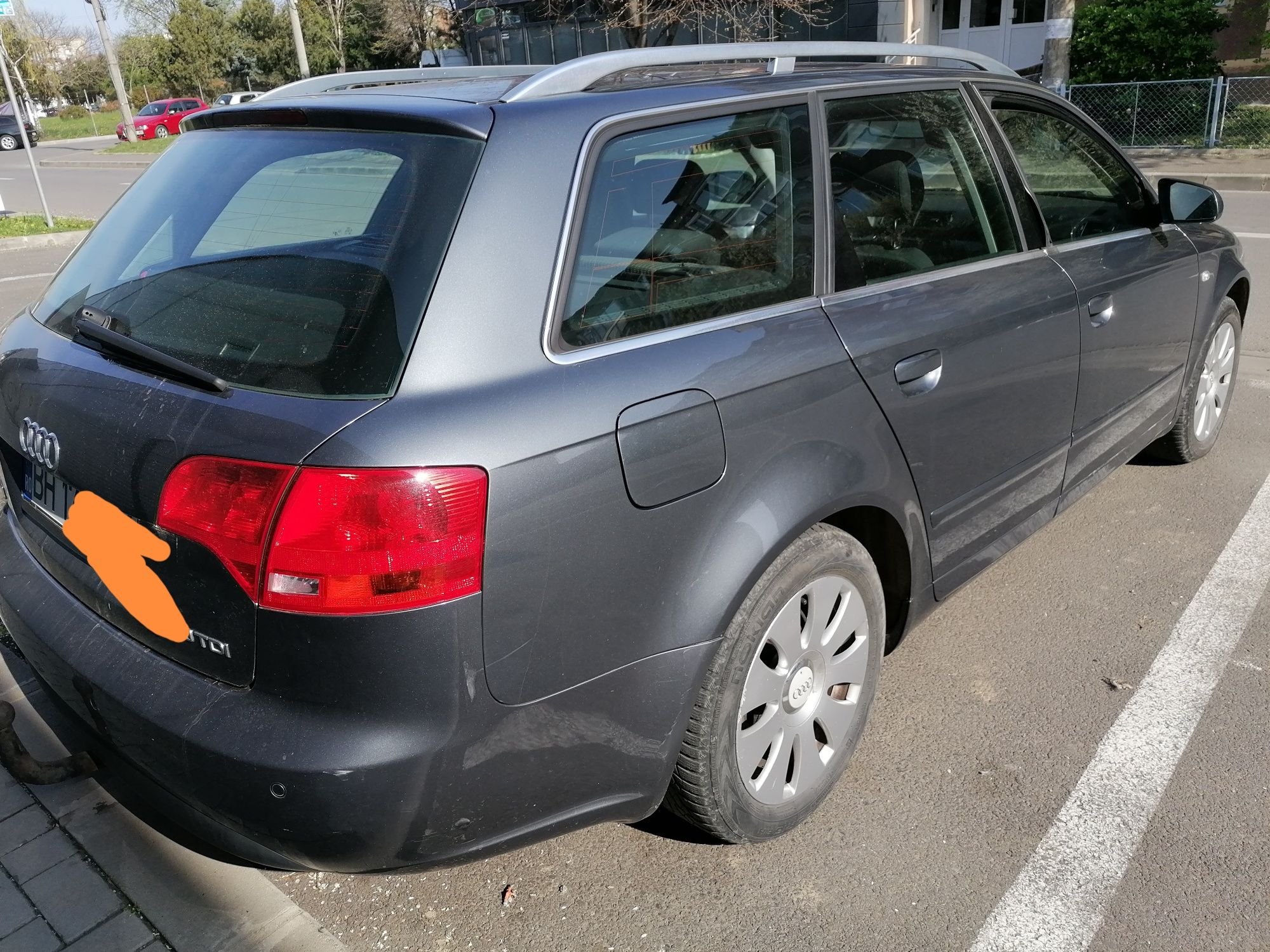 Vând Audi A4 B7 Avant 2.0 TDI