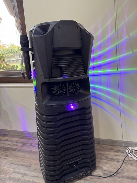 SONY  модел  MHC-V83D