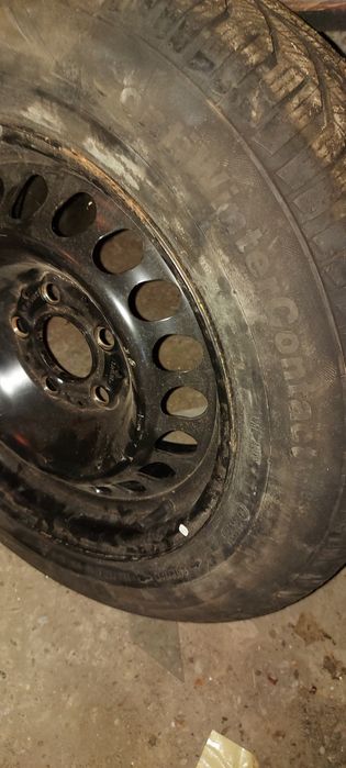 Cauciuc și jantă Mercedes,