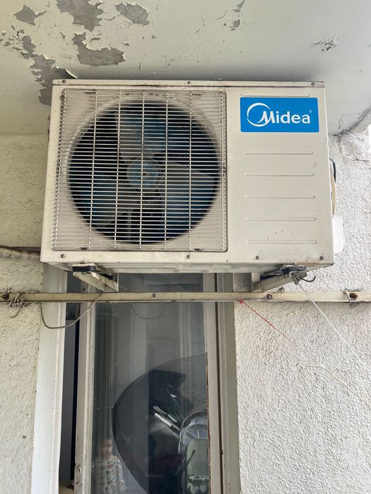 Климатик Midea 12-ка – работи перфектно
