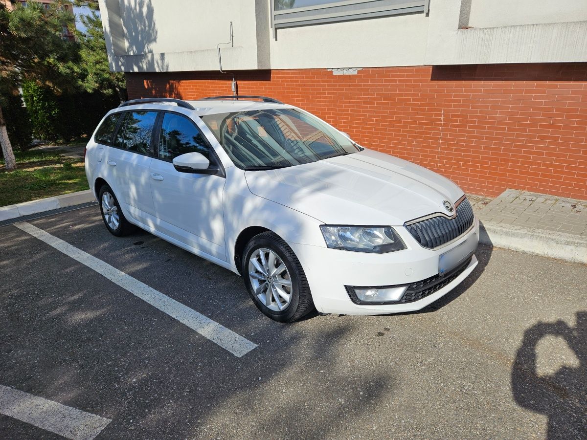 SKODA OCTAVIA III 1.6 TDI - 105 CP, anul 2015