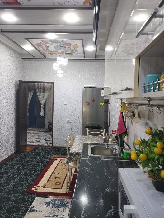 50.5 kv. Zarafwon sh. Istiqlol mfy 5mt 1-uy 79 kvartira 1-etaj.