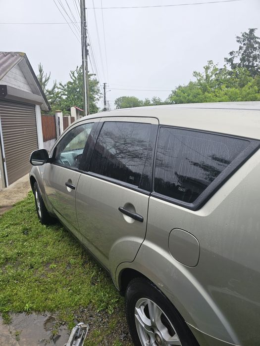 Mitsubishi Outlander 2.0did înmatriculată 4300€